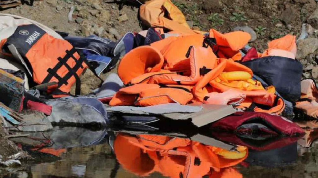 Migrant boat
