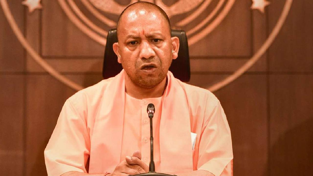 Pathaan Row: పఠాన్ ‘బేషరం రంగ్’ వివాదంపై స్పందించిన యోగి ఆదిత్యనాథ్.. ఏమన్నారంటే Pathaan Row: పఠాన్ ‘బేషరం రంగ్’ వివాదంపై స్పందించిన యోగి ఆదిత్యనాథ్.. ఏమన్నారంటే