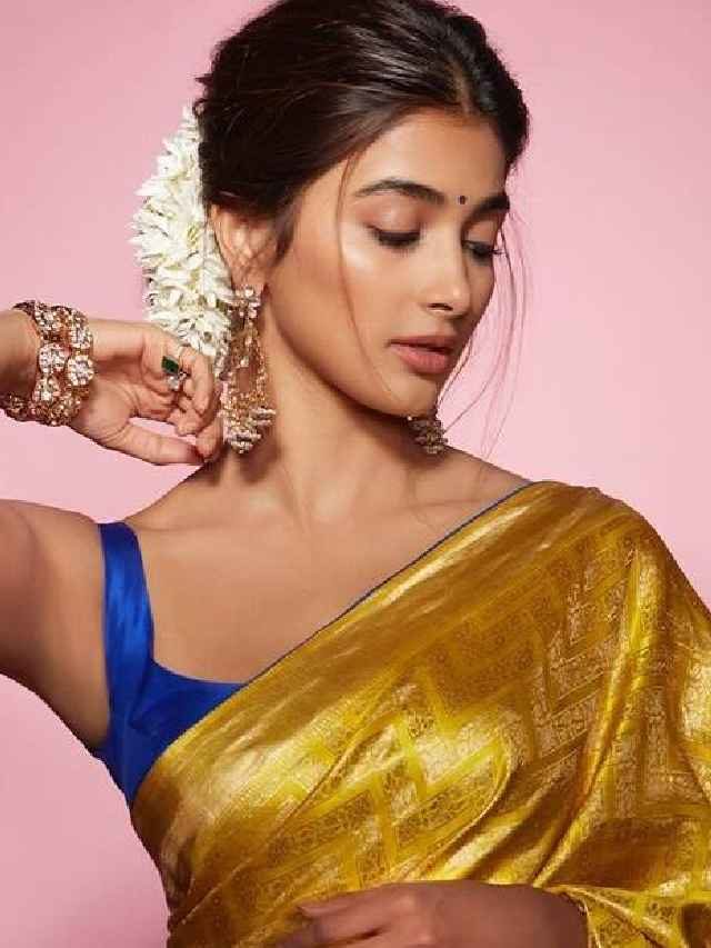 >ట్రెండీ లుక్‌లో స్టైలిష్ గా బుట్టబొమ్మ..