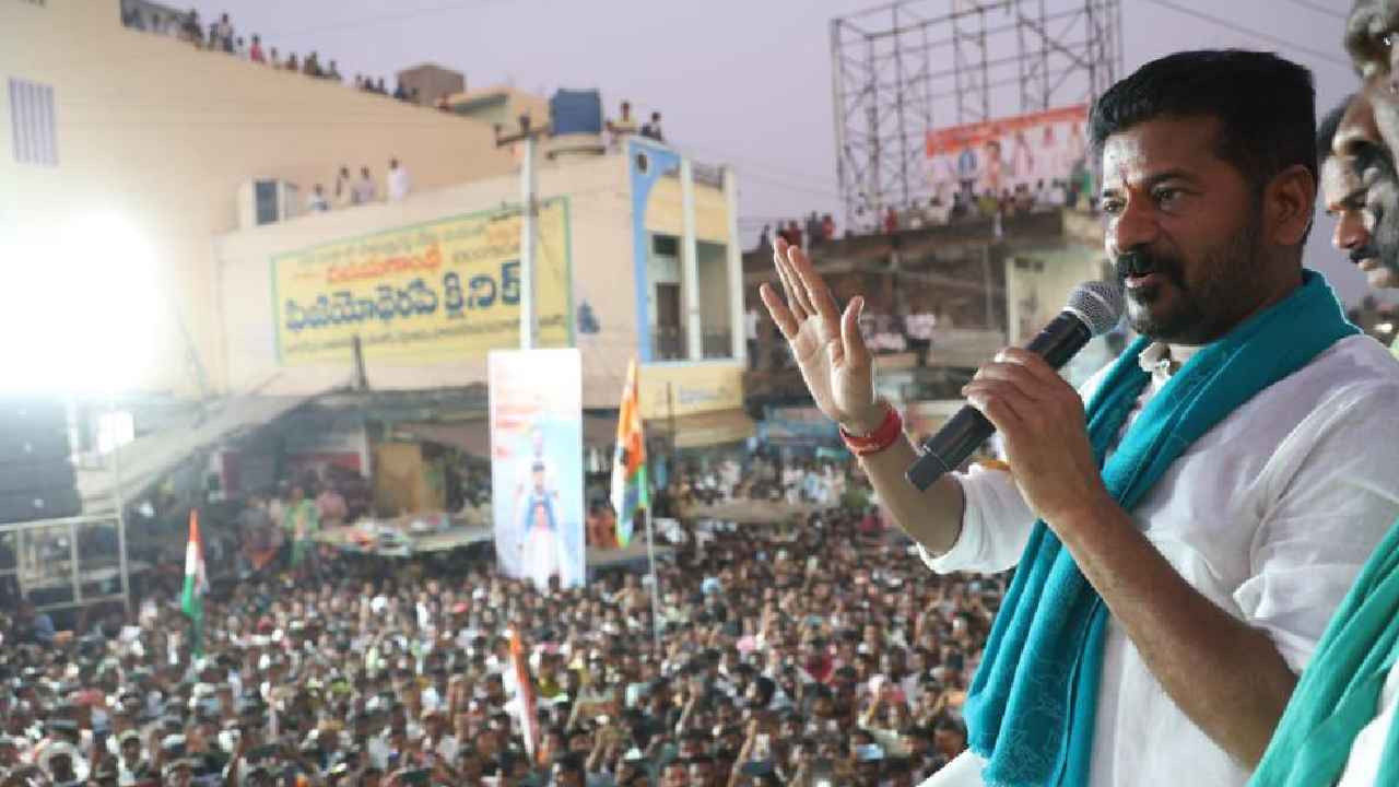 Revanth Reddy : మంత్రి ప్రశాంత్ రెడ్డిని జైల్లో పెడతాం-రేవంత్ రెడ్డి Revanth Reddy : మంత్రి ప్రశాంత్ రెడ్డిని జైల్లో పెడతాం-రేవంత్ రెడ్డి