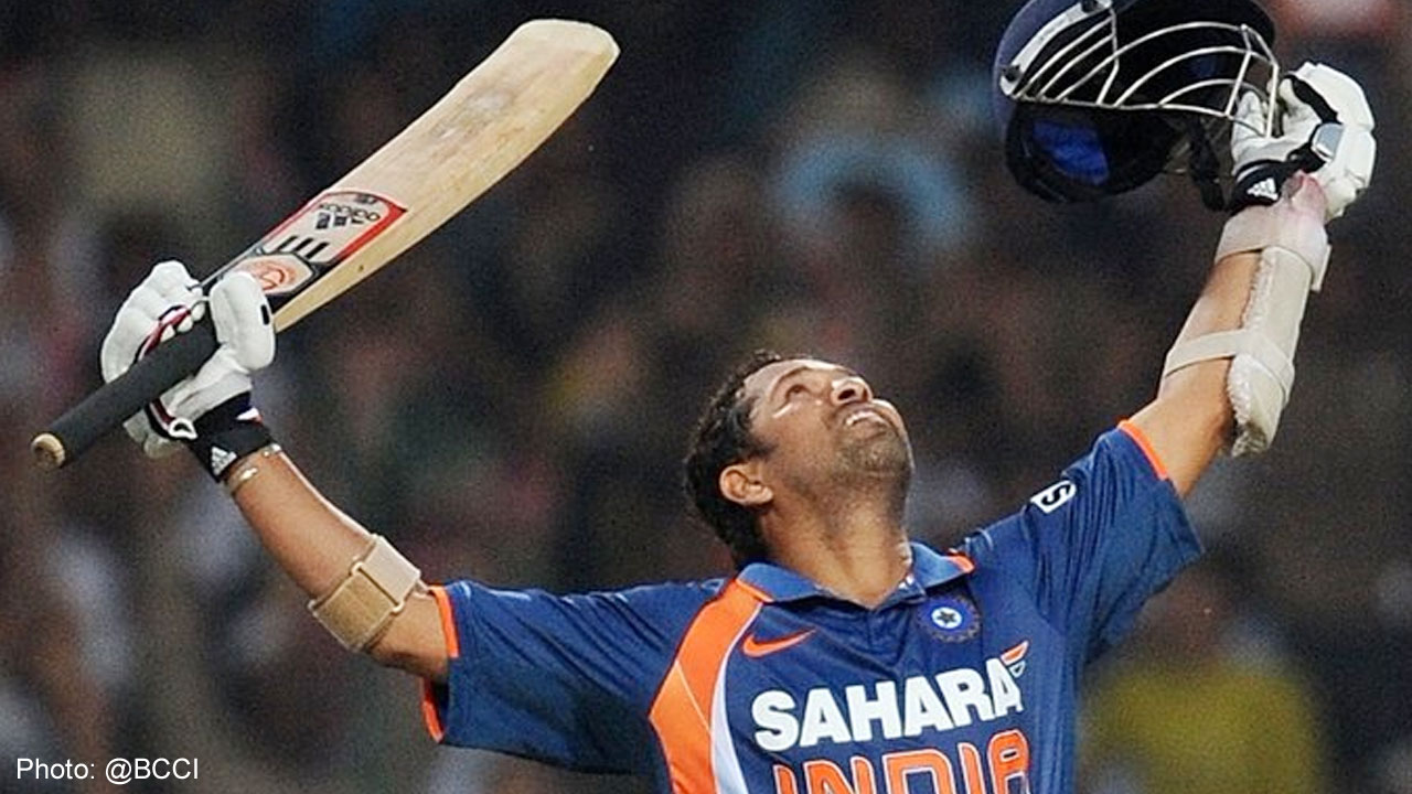 Sachin Tendulkar Double Ton: సచిన్ టెండూల్కర్ జీవితంలో మరో మరపురాని రోజు ఇది Sachin Tendulkar Double Ton: సచిన్ టెండూల్కర్ జీవితంలో మరో మరపురాని రోజు ఇది
