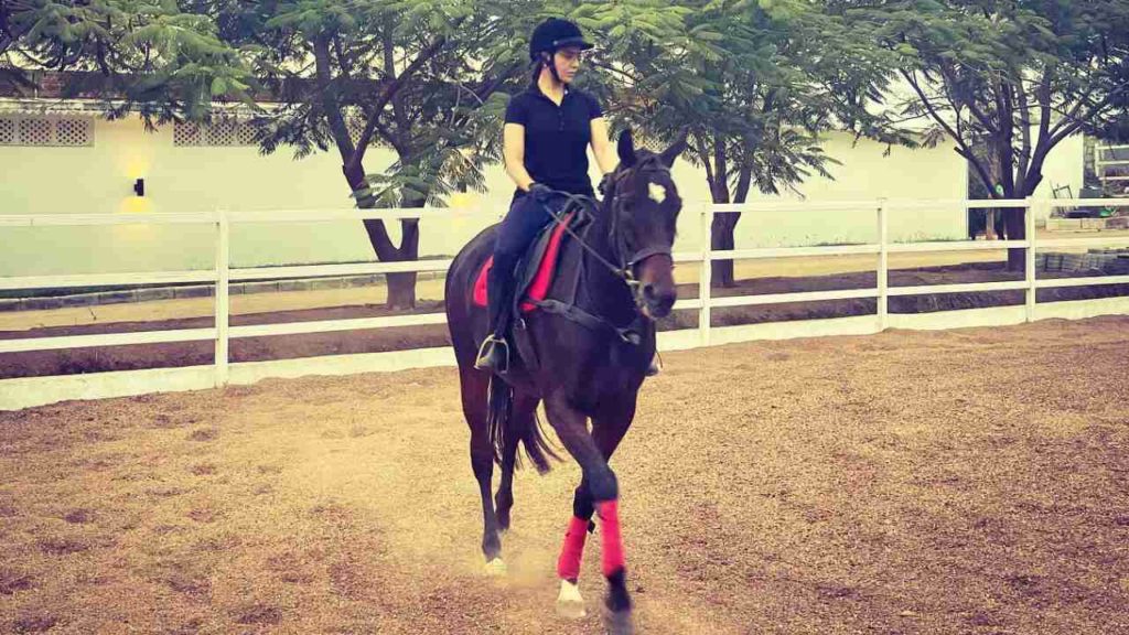 Samantha Riding Horse Pic Goes Viral