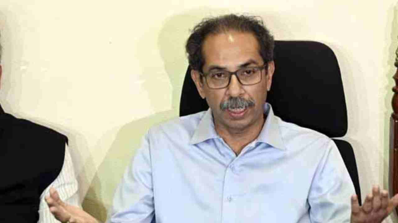 Uddhav Thackeray: ఈసీ నిర్ణయాన్ని సవాల్చేస్తూ సుప్రీంకోర్టుకు ఉద్ధవ్ ఠాక్రే వర్గం .. ఆ విషయంలో నో చెప్పిన న్యాయస్థానం Uddhav Thackeray: ఈసీ నిర్ణయాన్ని సవాల్చేస్తూ సుప్రీంకోర్టుకు ఉద్ధవ్ ఠాక్రే వర్గం .. ఆ విషయంలో నో చెప్పిన న్యాయస్థానం