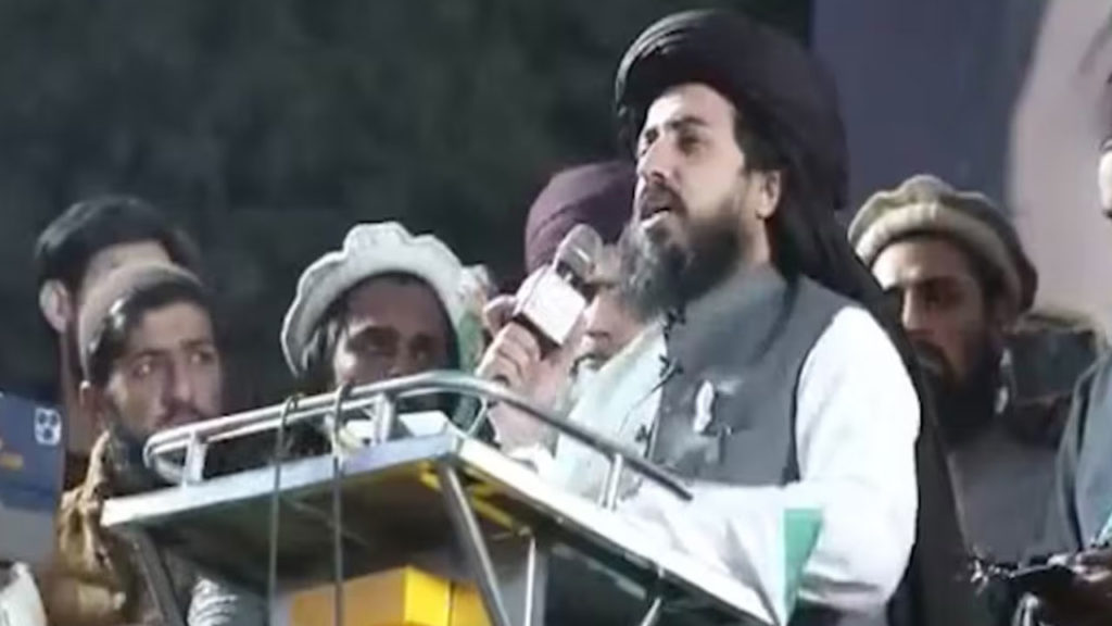 Hold Quran in your right hand, atom bomb in left says Pak leader for economic crisis