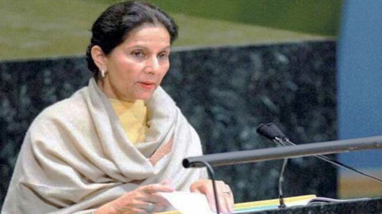 Preneet Kaur: మాజీ సీఎం కెప్టెన్ అమరీందర్ సింగ్ భార్యను సస్పెండ్ చేసిన కాంగ్రెస్ Preneet Kaur: మాజీ సీఎం కెప్టెన్ అమరీందర్ సింగ్ భార్యను సస్పెండ్ చేసిన కాంగ్రెస్