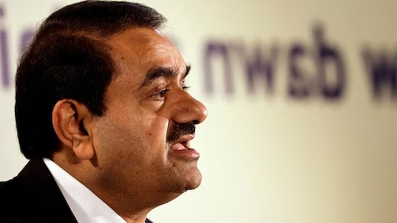 Hindenburg Effect: పతనంలోనూ అదానీ రికార్డ్.. ఒక్క రిపోర్టుతో $120 బిలియన్ల నుంచి ఏకంగా $49 బిలియన్లకు వచ్చిన సంపద Hindenburg Effect: పతనంలోనూ అదానీ రికార్డ్.. ఒక్క రిపోర్టుతో $120 బిలియన్ల నుంచి ఏకంగా $49 బిలియన్లకు వచ్చిన సంపద