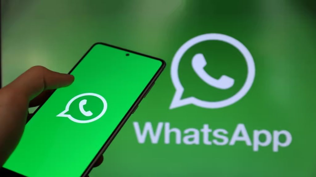 WhatsApp now allows users to send 100 photos and videos in single go