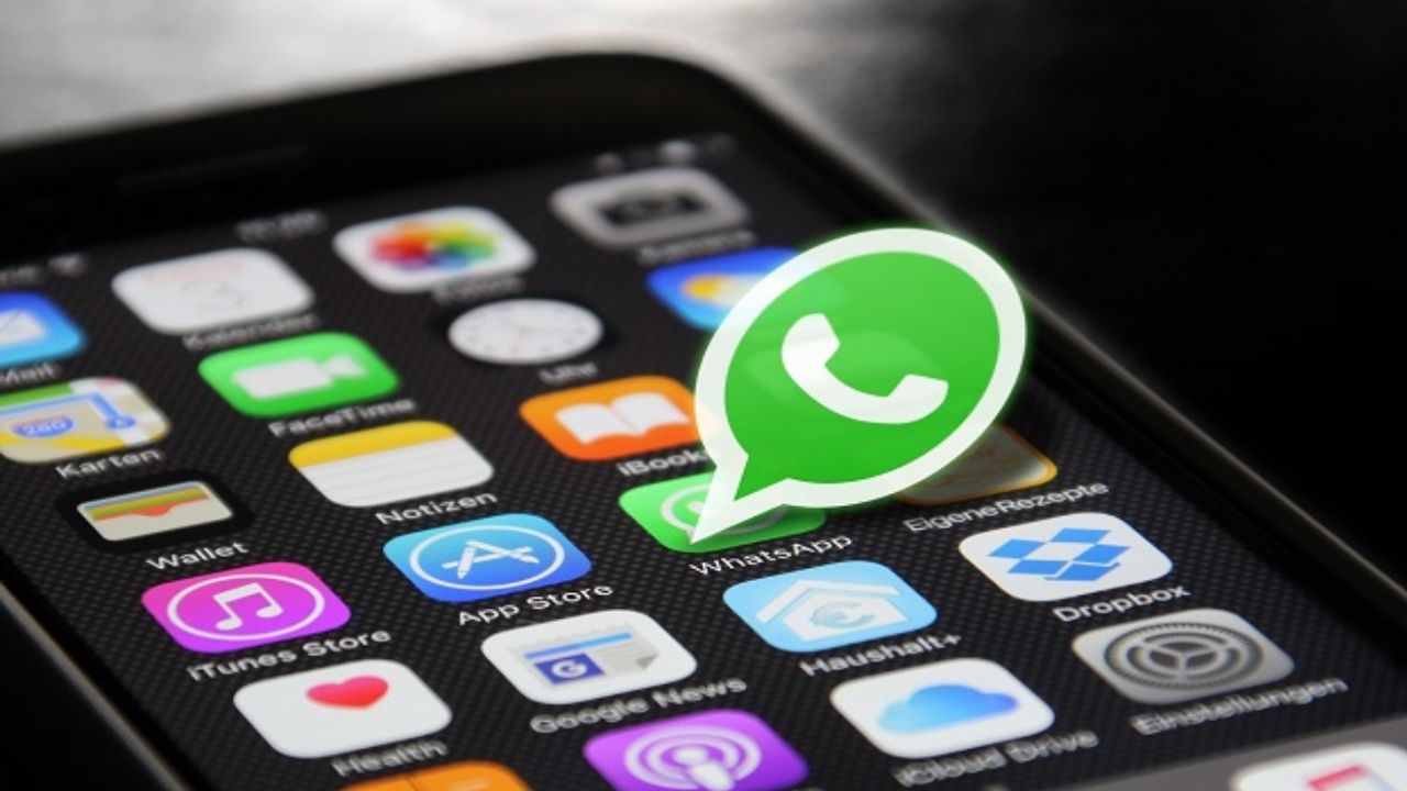 Whatsapp Messages _ Here's how you can send WhatsApp messages without saving phone numbe