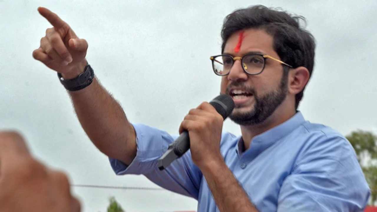 Maharashtra: గవర్నర్ పదవి నుంచి కోశ్యారి దిగిపోవడాన్ని విజయంగా ప్రకటించిన శివసేన Maharashtra: గవర్నర్ పదవి నుంచి కోశ్యారి దిగిపోవడాన్ని విజయంగా ప్రకటించిన శివసేన