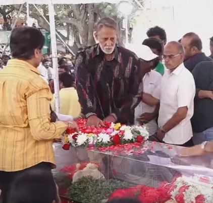 ashok kumar pays tributes to tarakaratna 