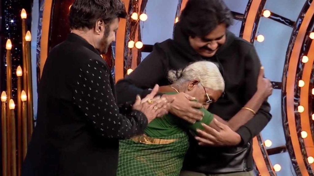 An old woman gets emotional on the show when Pawan Kalyan talks about help
