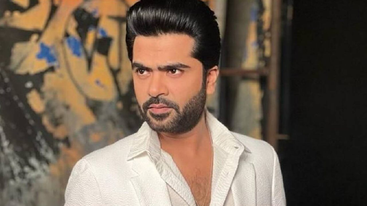 Simbu : హీరో శింబు తన అభిమానిని పెళ్లి చేసుకోబోతున్నాడా? Simbu : హీరో శింబు తన అభిమానిని పెళ్లి చేసుకోబోతున్నాడా?