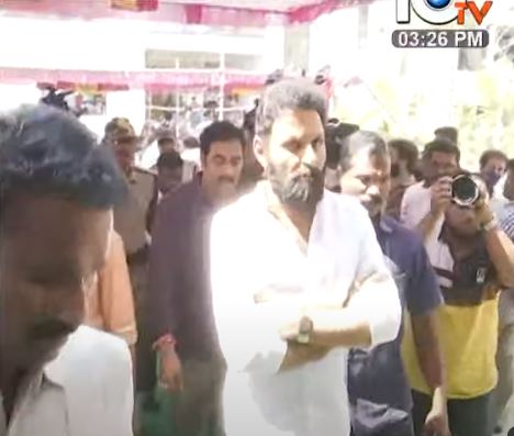 kodali nani Tributes to TarakaRatna 