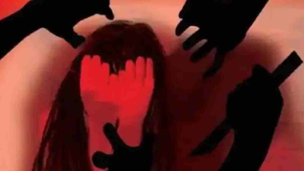 Gang Rape: నైట్ డ్యూటీకి వెళ్లిన భర్త.. ఇంట్లోకి చొరబడిన యువకులు.. రెండోసారి భరించలేక పోలీసులను ఆశ్రయించిన మహిళ .. Gang Rape: నైట్ డ్యూటీకి వెళ్లిన భర్త.. ఇంట్లోకి చొరబడిన యువకులు.. రెండోసారి భరించలేక పోలీసులను ఆశ్రయించిన మహిళ ..