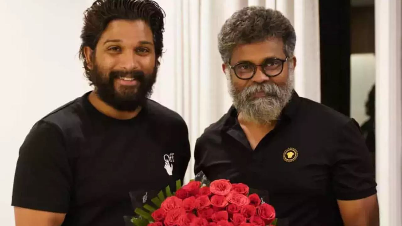 Sukumar : పుష్ప హిట్ అవ్వడానికి అది కూడా కారణమే.. అందుకే పుష్ప 2 రాసేటప్పుడు.. Sukumar : పుష్ప హిట్ అవ్వడానికి అది కూడా కారణమే.. అందుకే పుష్ప 2 రాసేటప్పుడు..