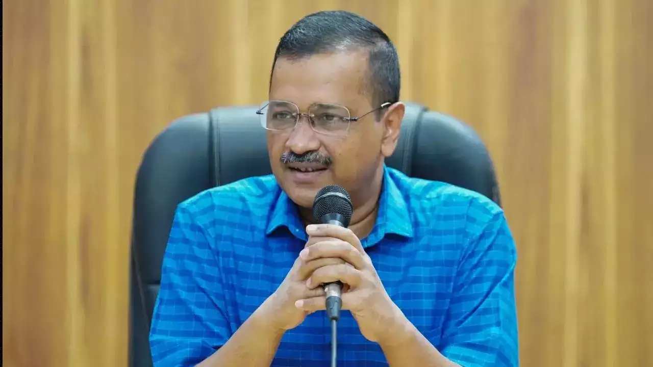 Arvind Kejriwal: కేజ్రీవాల్ ఆధ్వర్యంలో థర్డ్ ఫ్రంట్.. ఏడుగురు సీఎంలతో భేటీకి ఢిల్లీ సీఎం ప్రయత్నాలు Arvind Kejriwal: కేజ్రీవాల్ ఆధ్వర్యంలో థర్డ్ ఫ్రంట్.. ఏడుగురు సీఎంలతో భేటీకి ఢిల్లీ సీఎం ప్రయత్నాలు