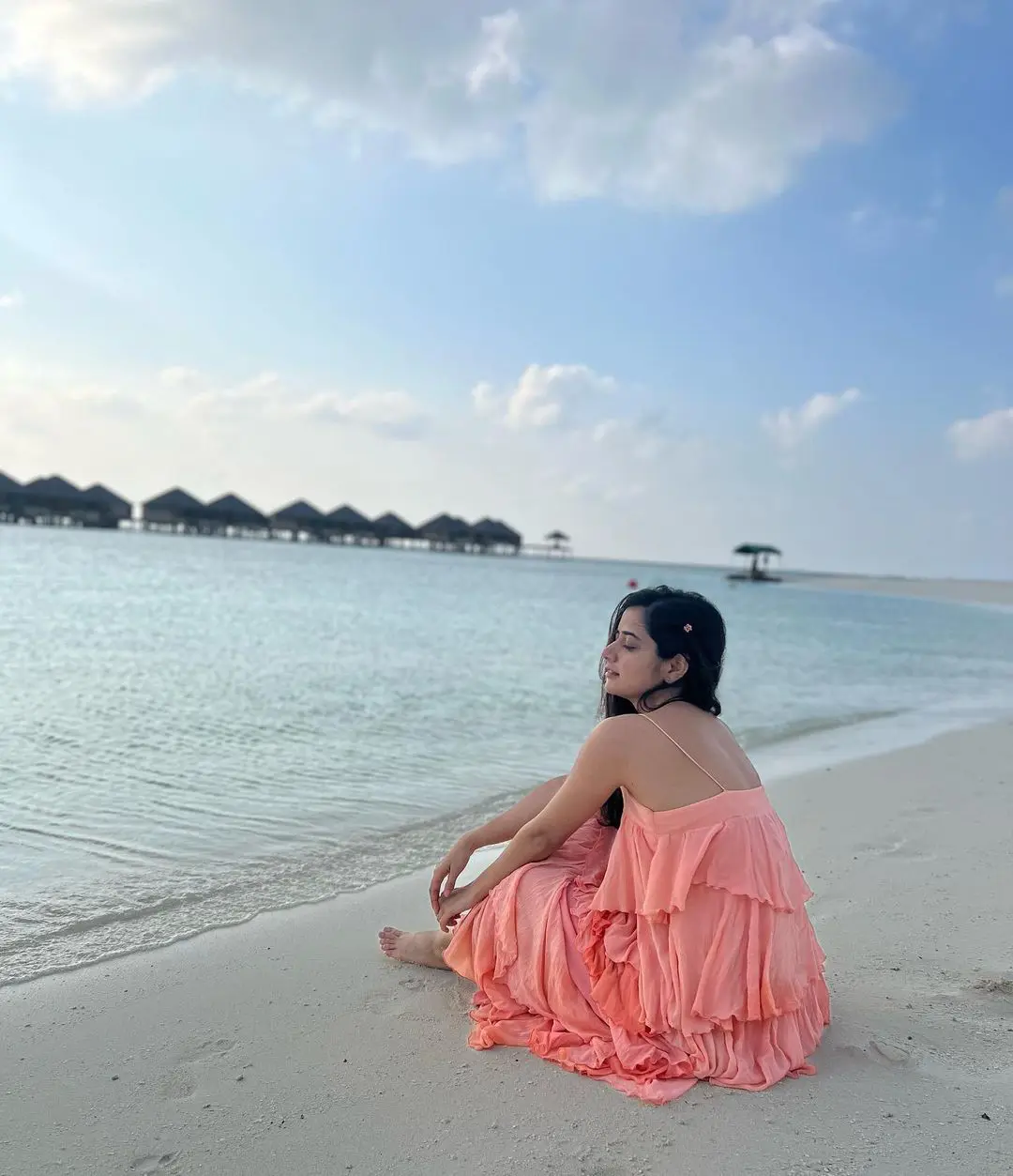 Ashika Ranganath enjoying vacation at Maldives