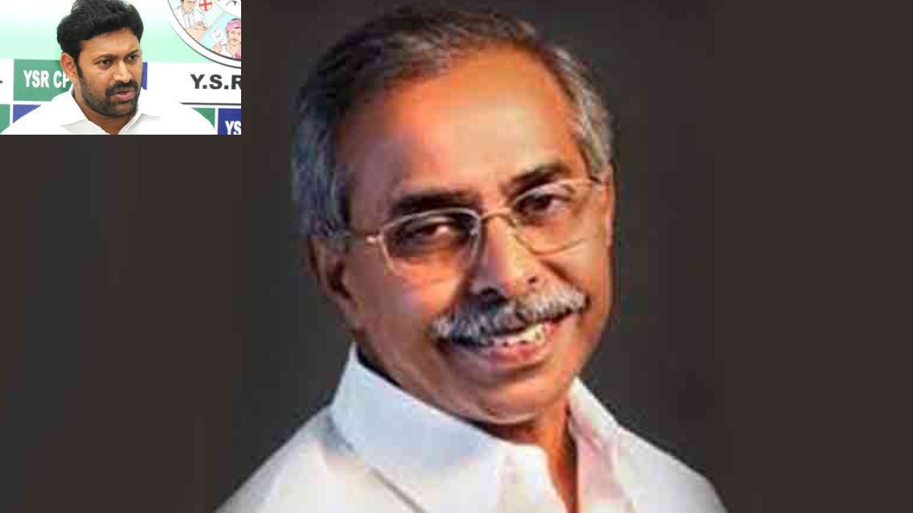 YS Viveka Case : వైఎస్ వివేక హత్య కేసులో అవినాశ్ రెడ్డికి మరోసారి సీబీఐ నోటీసులు YS Viveka Case : వైఎస్ వివేక హత్య కేసులో అవినాశ్ రెడ్డికి మరోసారి సీబీఐ నోటీసులు
