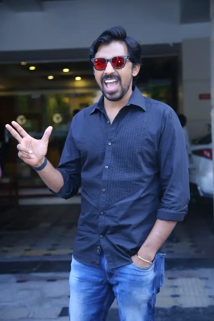 Balagam movie unit visits vijayawada Kanakadurga Temple