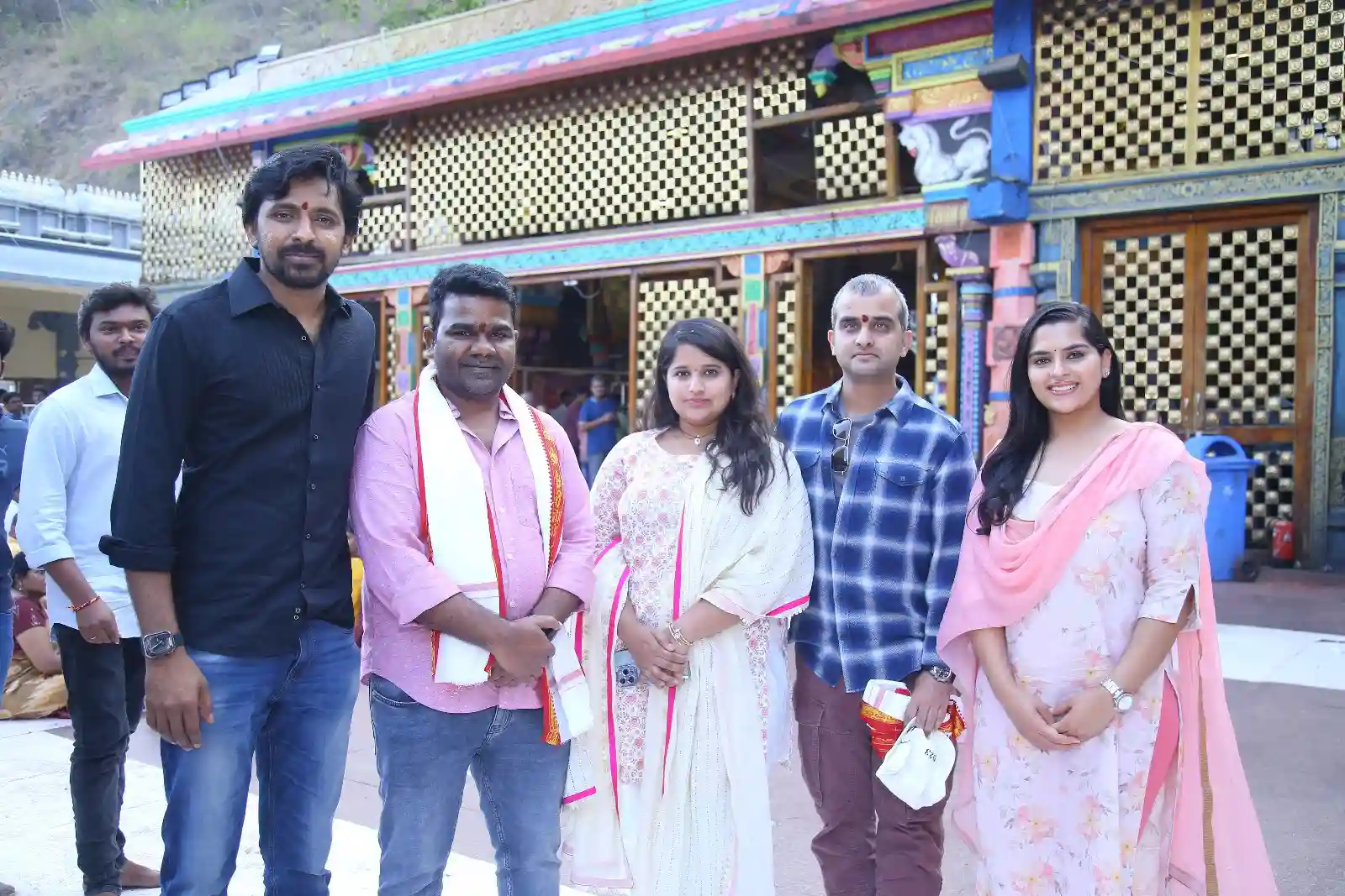 Balagam movie unit visits vijayawada Kanakadurga Temple