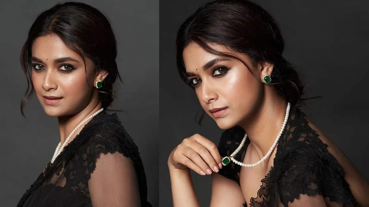 Keerthy Suresh: కొంటెచూపులతో కైపెక్కిస్తున్న కీర్తి సురేష్.. బ్లాక్ శారీలో కుర్రకారు గుండెల్ని దోచేస్తున్న బ్యూటీ