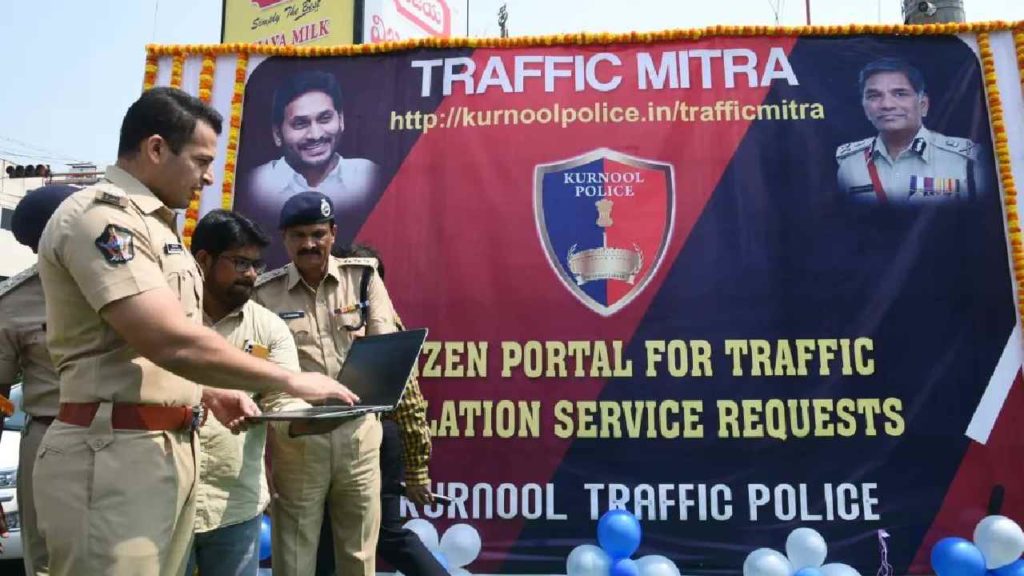 Traffic control in Kurnool
