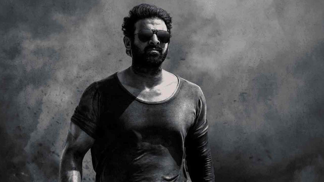 Salaar: సలార్ కోసం ప్రశాంత్ నీల్ భారీగా ప్లాన్ చేస్తున్నాడట! Salaar: సలార్ కోసం ప్రశాంత్ నీల్ భారీగా ప్లాన్ చేస్తున్నాడట!