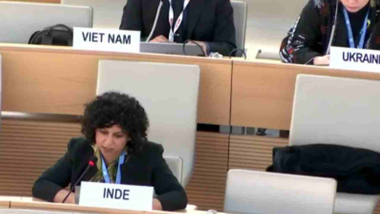 UNHRC: పాకిస్థాన్కు యూఎన్హెచ్ఆర్సీలో భారత్ స్ట్రాంగ్ కౌంటర్.. ఆ ప్రాంతాలన్నీ భారత్ భూభాగంలోనివే .. UNHRC: పాకిస్థాన్కు యూఎన్హెచ్ఆర్సీలో భారత్ స్ట్రాంగ్ కౌంటర్.. ఆ ప్రాంతాలన్నీ భారత్ భూభాగంలోనివే ..