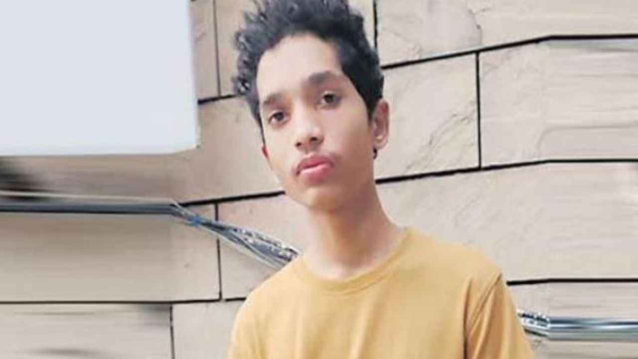 Sri Chaitanya Sathvik Case : విద్యార్థులను తిట్టినా, కొట్టినా చర్యలు.. ప్రైవేట్ కాలేజీలకు ప్రభుత్వం సీరియస్ వార్నింగ్ Sri Chaitanya Sathvik Case : విద్యార్థులను తిట్టినా, కొట్టినా చర్యలు.. ప్రైవేట్ కాలేజీలకు ప్రభుత్వం సీరియస్ వార్నింగ్