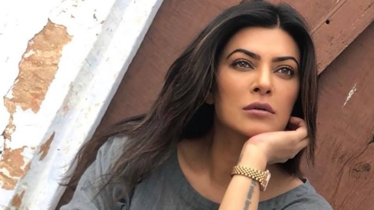 Sushmita Sen: బ్రేకింగ్ న్యూస్.. మాజీ మిస్ యూనివర్స్ సుస్మితా సేన్కు గుండెపోటు.. షాక్లో ఫ్యాన్స్! Sushmita Sen: బ్రేకింగ్ న్యూస్.. మాజీ మిస్ యూనివర్స్ సుస్మితా సేన్కు గుండెపోటు.. షాక్లో ఫ్యాన్స్!