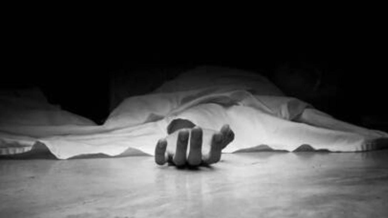 Tamil Nadu : ఇన్స్టా క్వీన్గా పాపులర్ అయిన 9 ఏళ్ల చిన్నారి ఆత్మహత్య..! Tamil Nadu : ఇన్స్టా క్వీన్గా పాపులర్ అయిన 9 ఏళ్ల చిన్నారి ఆత్మహత్య..!