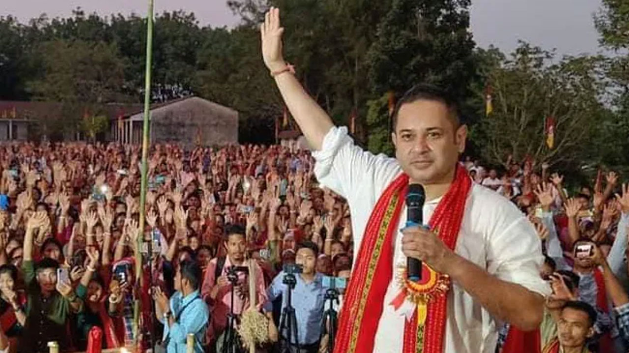 Tripura: బీజేపీ ఆహ్వానానికి ఓకే అన్న తిప్రా మోతా పార్టీ.. కానీ పొత్తు కుదరదట Tripura: బీజేపీ ఆహ్వానానికి ఓకే అన్న తిప్రా మోతా పార్టీ.. కానీ పొత్తు కుదరదట