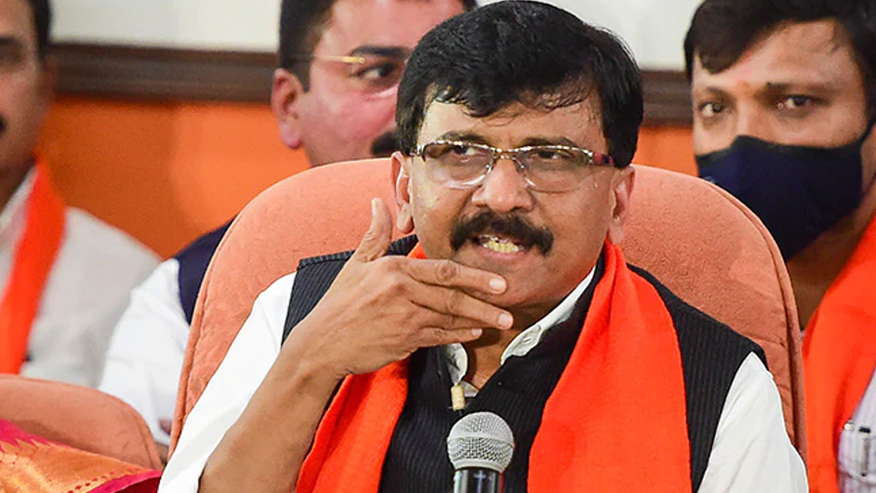 Sanjay Raut: సీబీఐ, ఈడీలను తాలిబన్లతో పోల్చుతూ సంచలన వ్యాఖ్యలు చేసిన సంజయ్ రౌత్ Sanjay Raut: సీబీఐ, ఈడీలను తాలిబన్లతో పోల్చుతూ సంచలన వ్యాఖ్యలు చేసిన సంజయ్ రౌత్