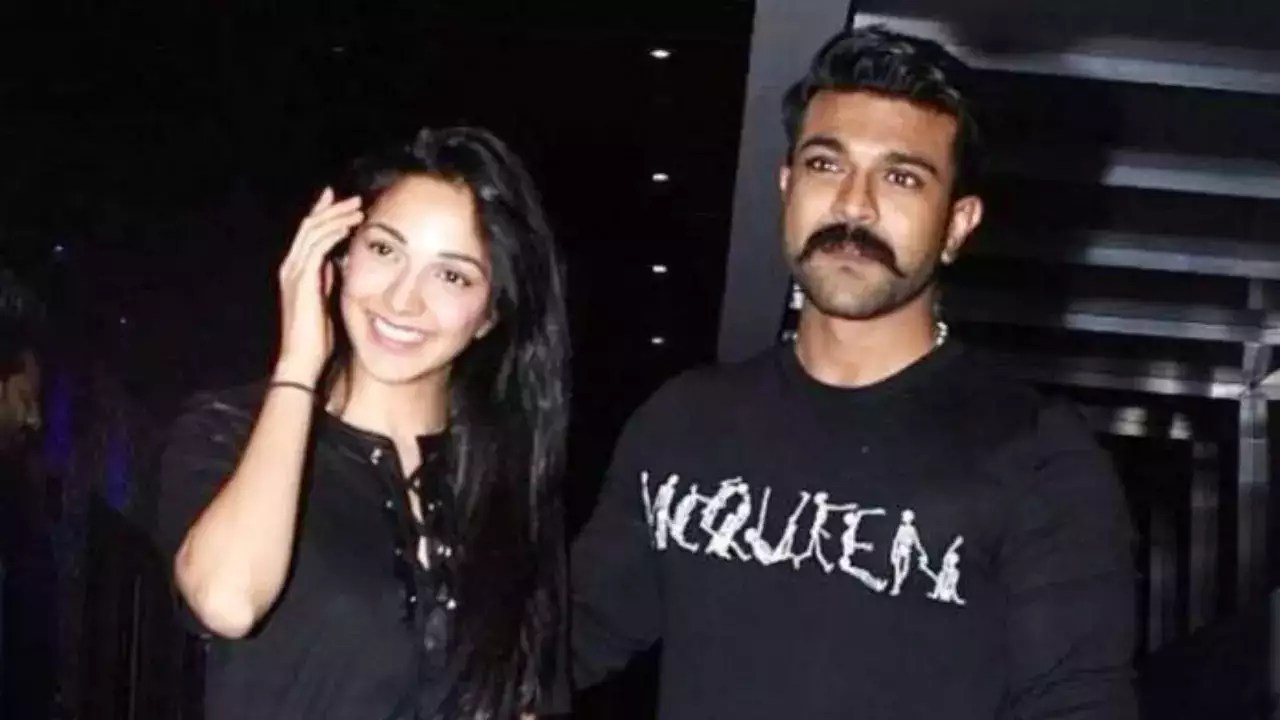 Ram Charan : RRR తరువాత కూడా రామ్చరణ్ ఏమి మారలేదు.. కియారా అద్వానీ! Ram Charan : RRR తరువాత కూడా రామ్చరణ్ ఏమి మారలేదు.. కియారా అద్వానీ!