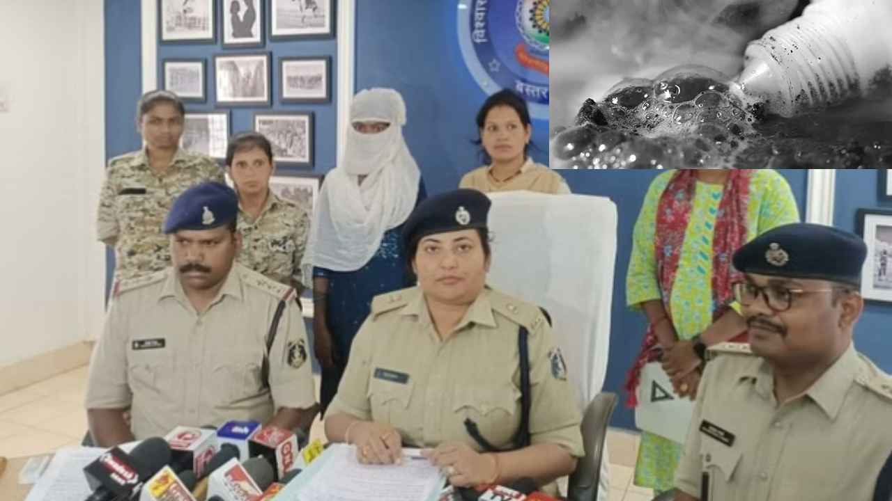 Acid Attack : మండపంలో పెళ్లికొడుకుపై యాసిడ్ దాడి.. పోలీసుల విచారణలో షాకింగ్ నిజం Acid Attack : మండపంలో పెళ్లికొడుకుపై యాసిడ్ దాడి.. పోలీసుల విచారణలో షాకింగ్ నిజం