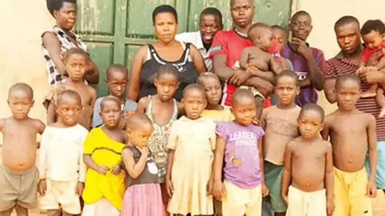 African Woman : ఏకంగా 44 మంది పిల్లలకు జన్మనిచ్చిన 40 ఏళ్ల మహిళ African Woman : ఏకంగా 44 మంది పిల్లలకు జన్మనిచ్చిన 40 ఏళ్ల మహిళ