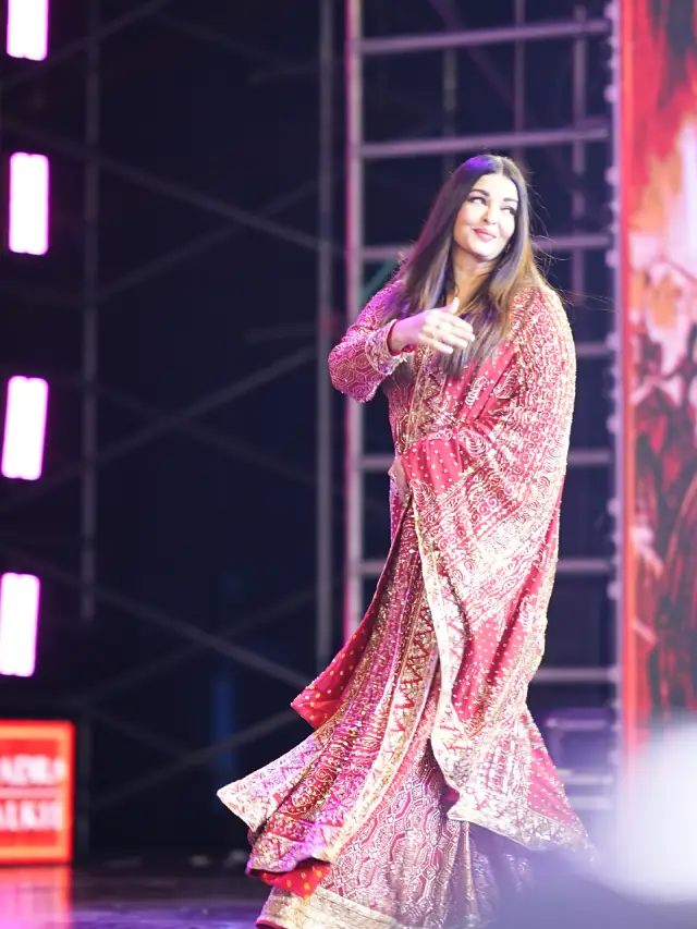 Aishwarya Rai stunning looks in Ponniyin Selvan 2 Promotions