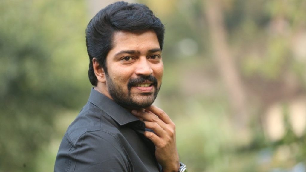 Allari Naresh Smokes 500 Cigarettes In 4 Days For Ugram Movie