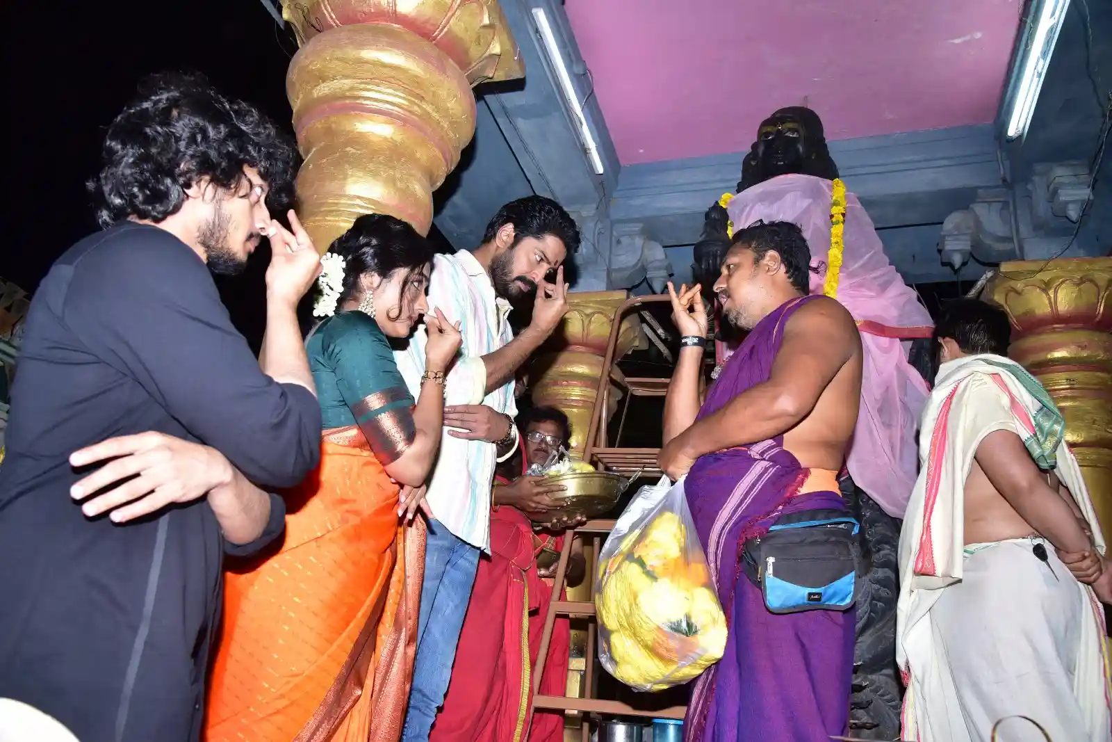 Allari Naresh Ugram movie team promotions at godavari