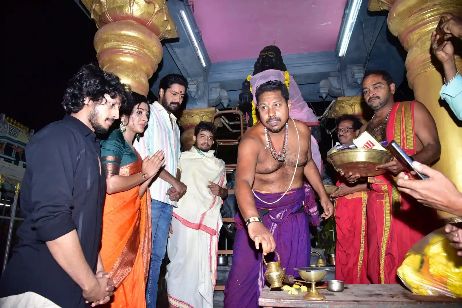 Allari Naresh Ugram movie team promotions at godavari
