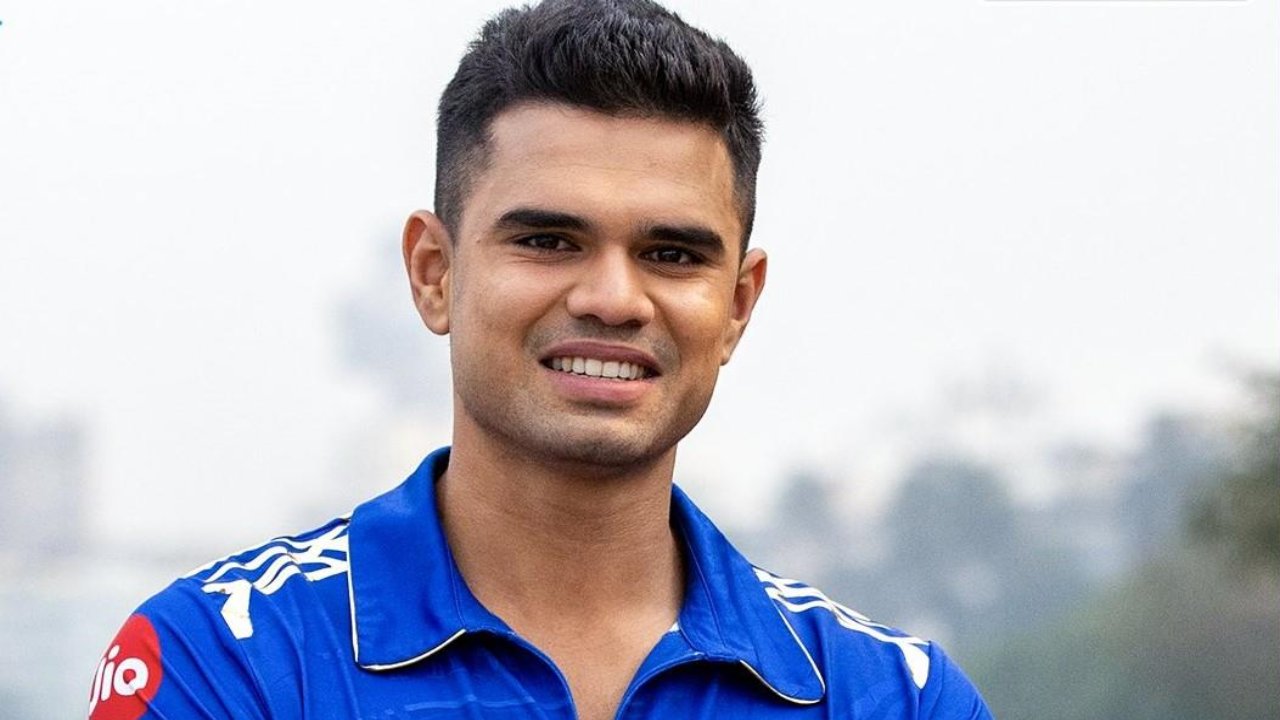 Arjun Tendulkar Trolling: వికెట్ తీసినప్పటికీ అర్జున్పై దారుణ ట్రోలింగ్ Arjun Tendulkar Trolling: వికెట్ తీసినప్పటికీ అర్జున్పై దారుణ ట్రోలింగ్