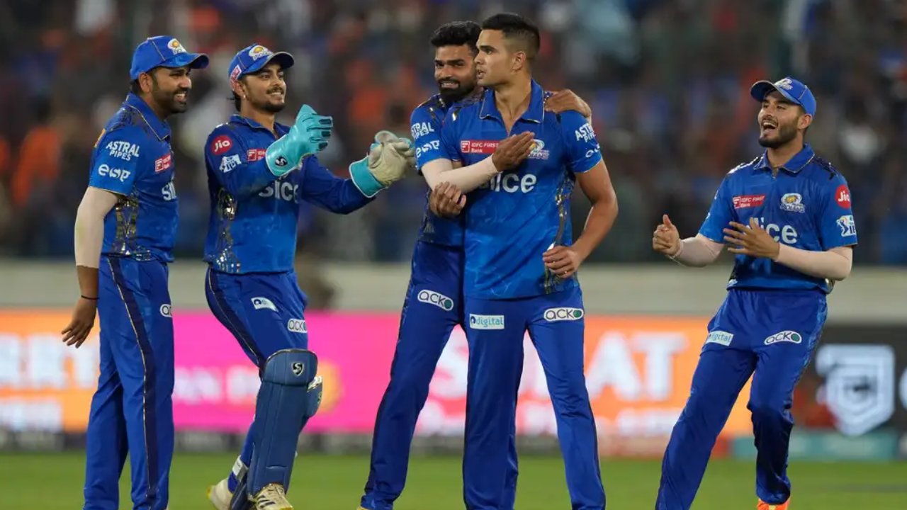 Arjun Tendulkar 1st Wicket in IPL