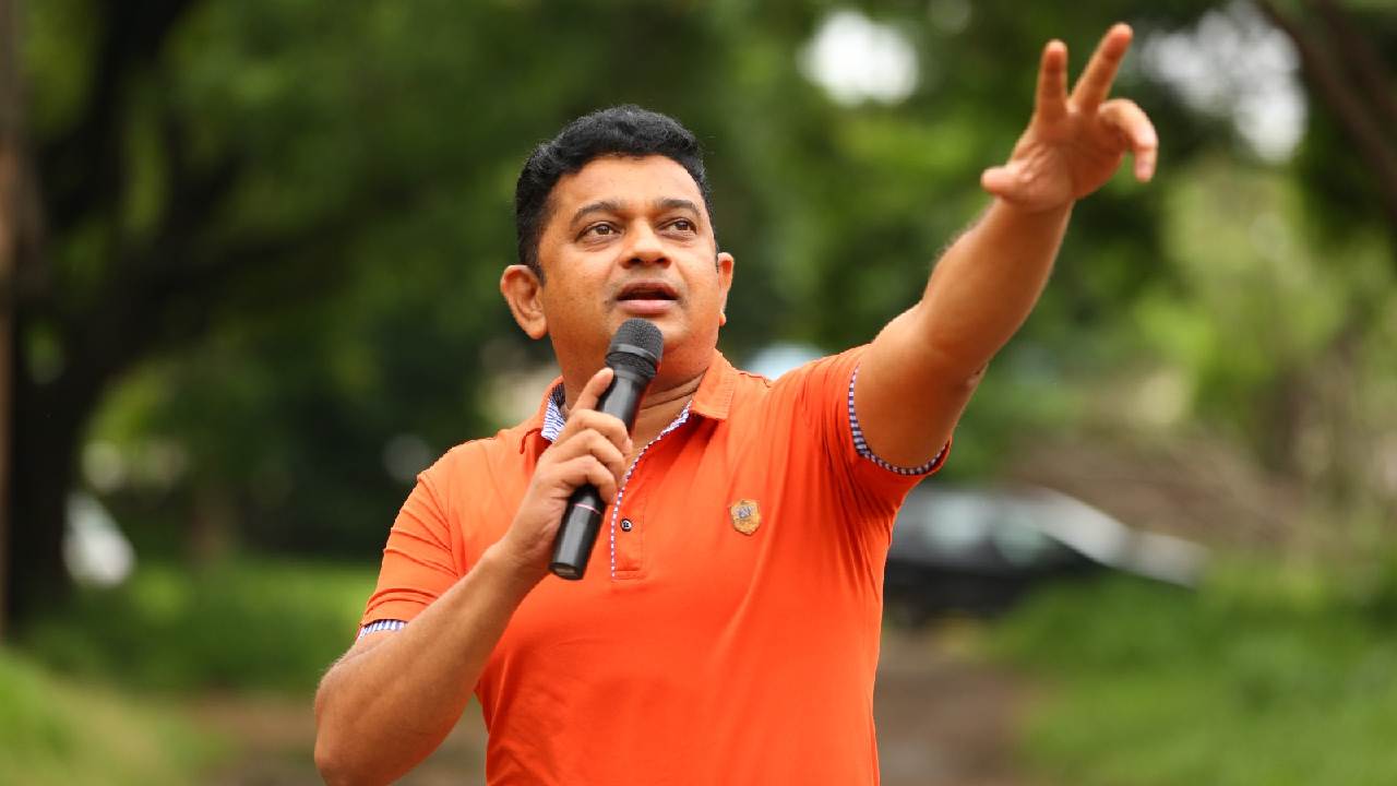 Director Apsar : వరుస ప్రాజెక్ట్లతో దూసుకుపోతోన్న కొత్త డైరెక్టర్ అప్సర్ Director Apsar : వరుస ప్రాజెక్ట్లతో దూసుకుపోతోన్న కొత్త డైరెక్టర్ అప్సర్
