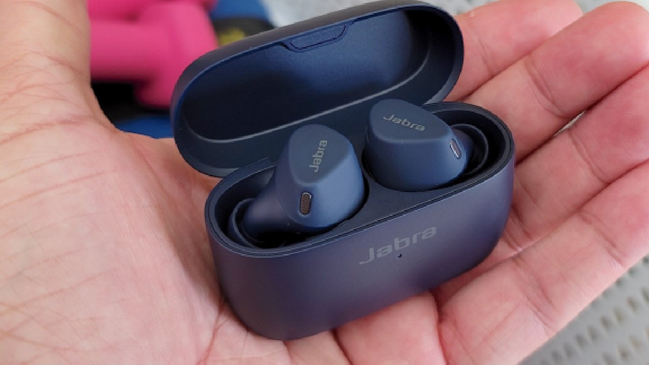 Jabra Elite 4 TWS earbuds launched in India, price set at Rs 9,999