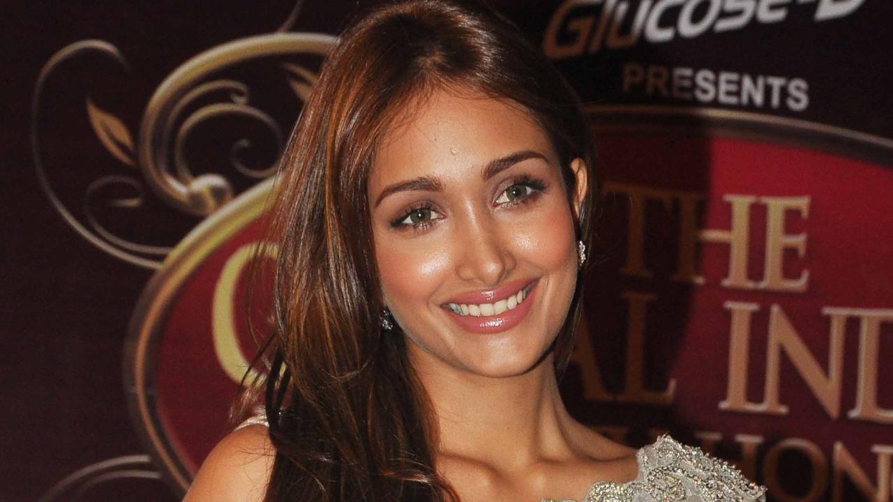 Jiah Khan: జియా ఖాన్ నిజంగా వేధింపుల వల్లే ఆత్మహత్య చేసుకుందా.. పదేళ్ల తరువాత తీర్పు ఏం చెబుతోంది..? Jiah Khan: జియా ఖాన్ నిజంగా వేధింపుల వల్లే ఆత్మహత్య చేసుకుందా.. పదేళ్ల తరువాత తీర్పు ఏం చెబుతోంది..?