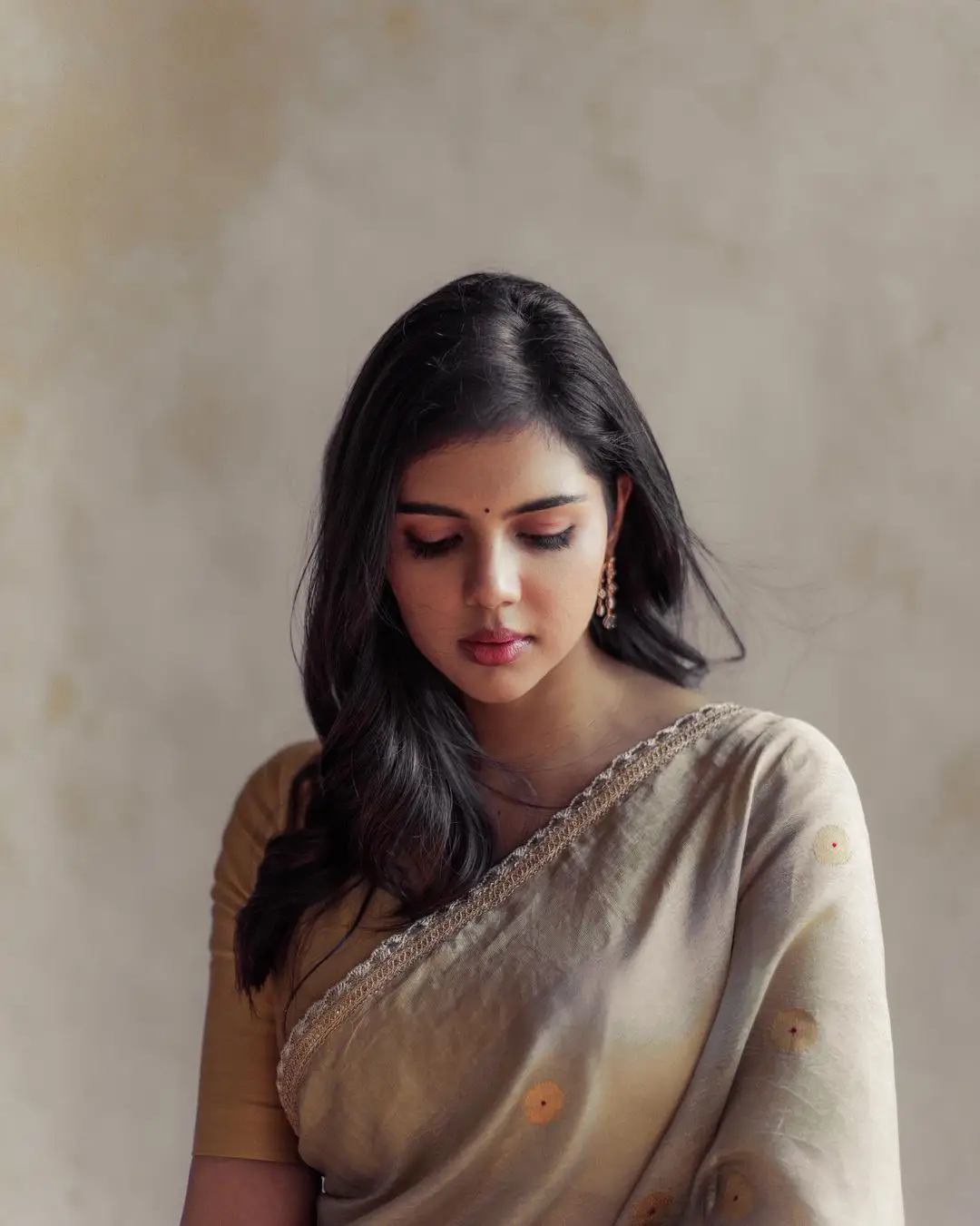 Kalyani Priyadarshan Beautiful looks in Saree 