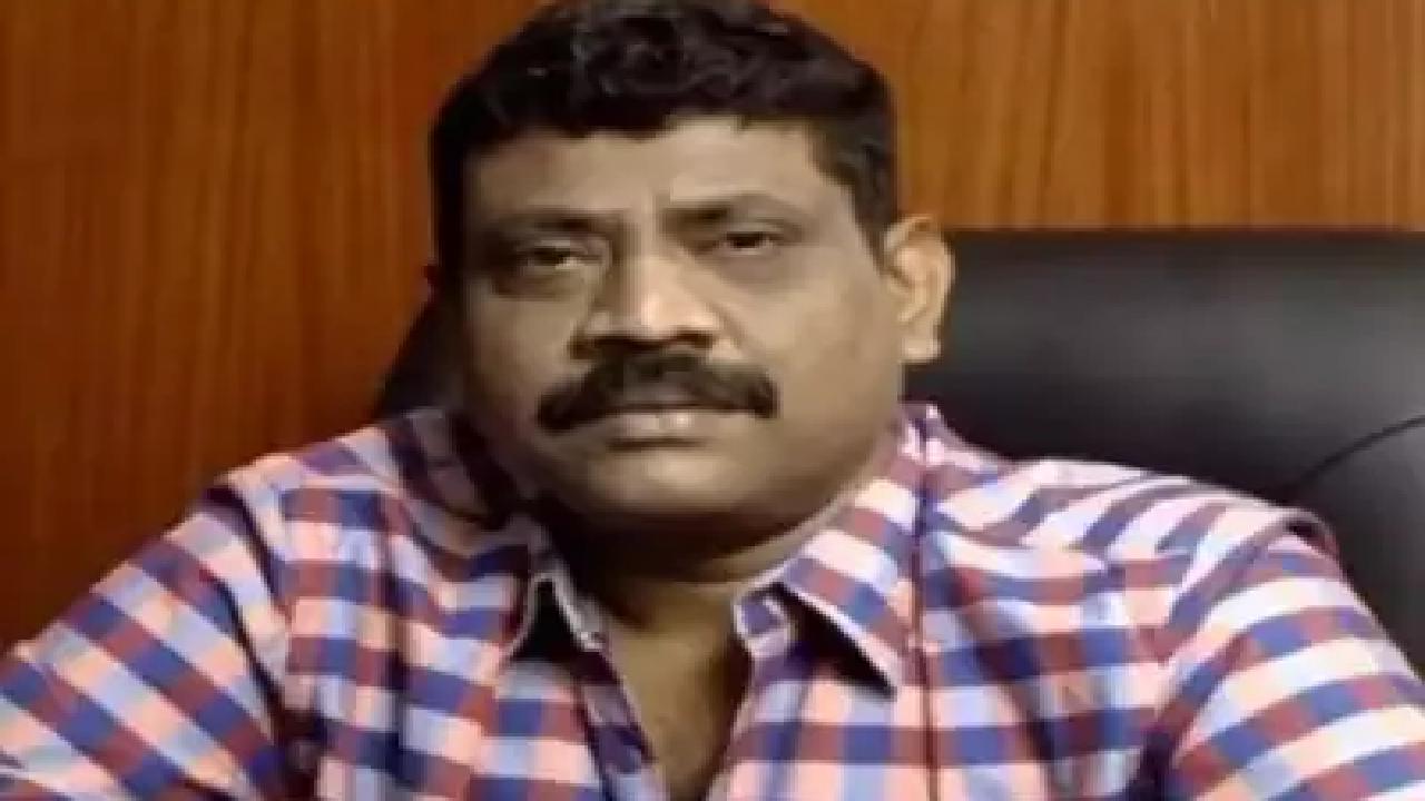 SS Chakravarthy : సినీ పరిశ్రమలో విషాదం.. ప్రముఖ నిర్మాత కన్నుమూత! SS Chakravarthy : సినీ పరిశ్రమలో విషాదం.. ప్రముఖ నిర్మాత కన్నుమూత!