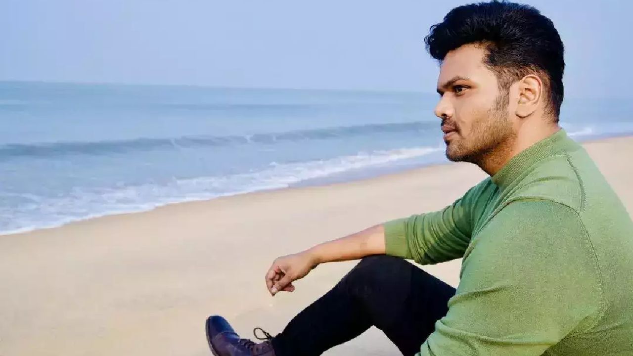 Manchu Manoj : ప్రేమించు, ప్రేమ పంచు.. మంచు మనోజ్ పోస్ట్ వైరల్! Manchu Manoj : ప్రేమించు, ప్రేమ పంచు.. మంచు మనోజ్ పోస్ట్ వైరల్!