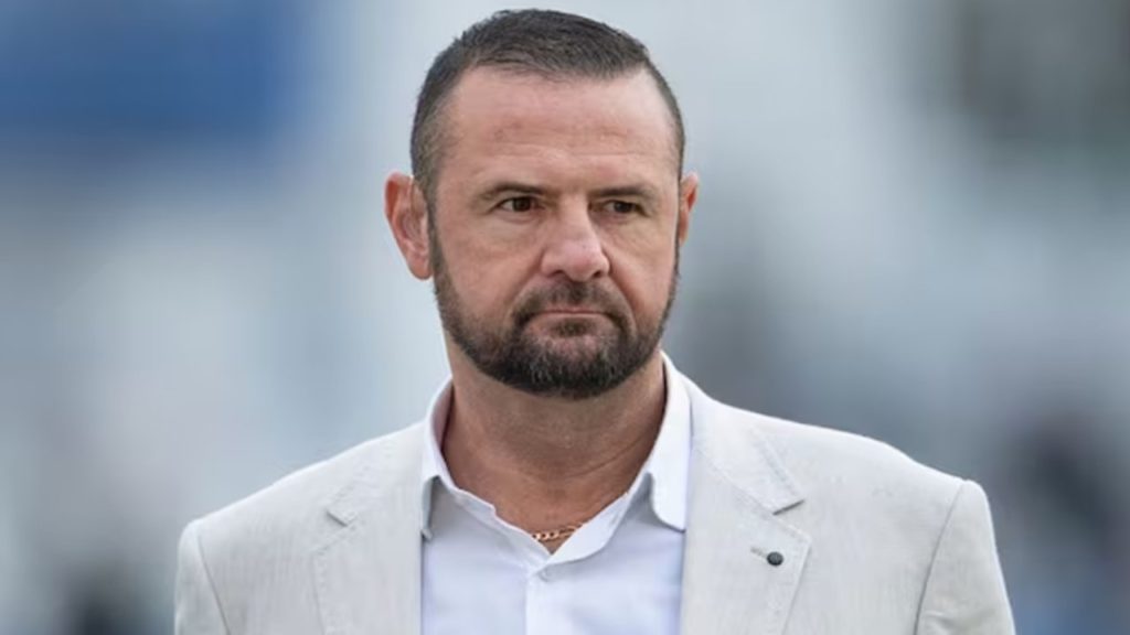 Simon Doull