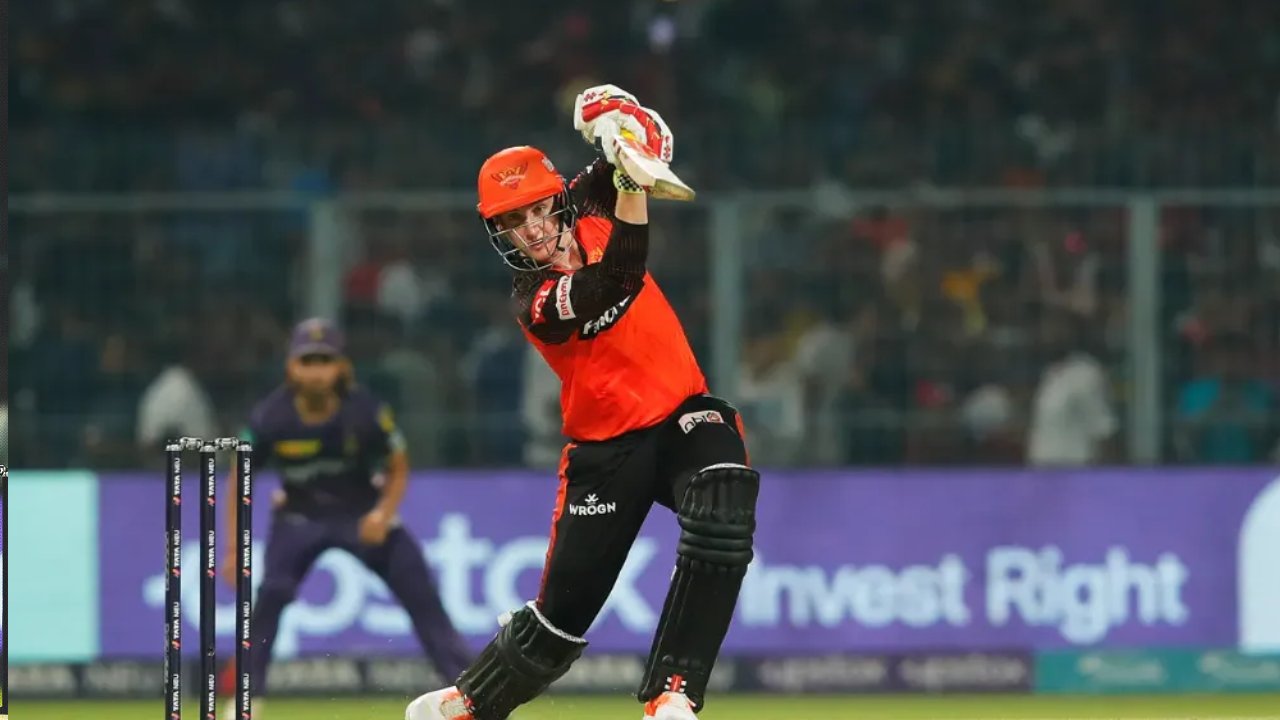 Harry Brook: సెంచరీతో చెలరేగిన హ్యారీ బ్రూక్.. రూ.13 కోట్లకు న్యాయం చేశాడు Harry Brook: సెంచరీతో చెలరేగిన హ్యారీ బ్రూక్.. రూ.13 కోట్లకు న్యాయం చేశాడు